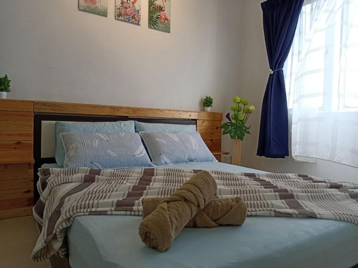 Ken1606 Home - Centre Of Kb, Wifi, 6 To 8 Pax Kota Bharu Bagian luar foto